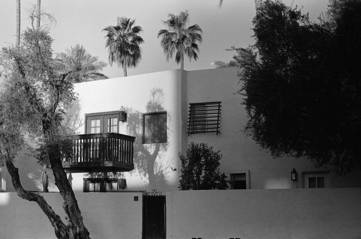 Untitled, Scottsdale. Kodak T-MAX 400.